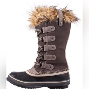 Sorel Joan of Arc lace up snow boots 8